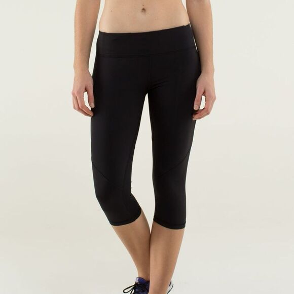 Lululemon Run: Mod Moves Crop in Black - Picture 1 of 14